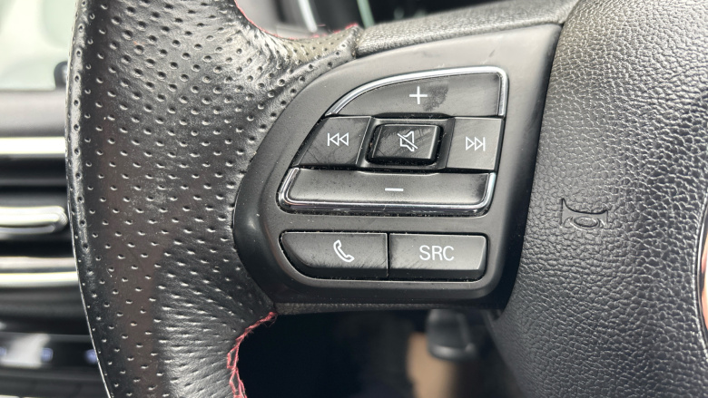 MG Hs 1.5 T-GDI Excite 5dr DCT Petrol Hatchback